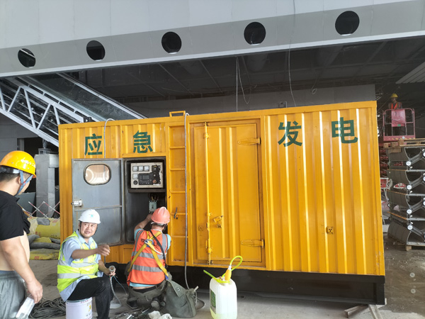 濂溪怎样判断空气滤清器是否需要更换？